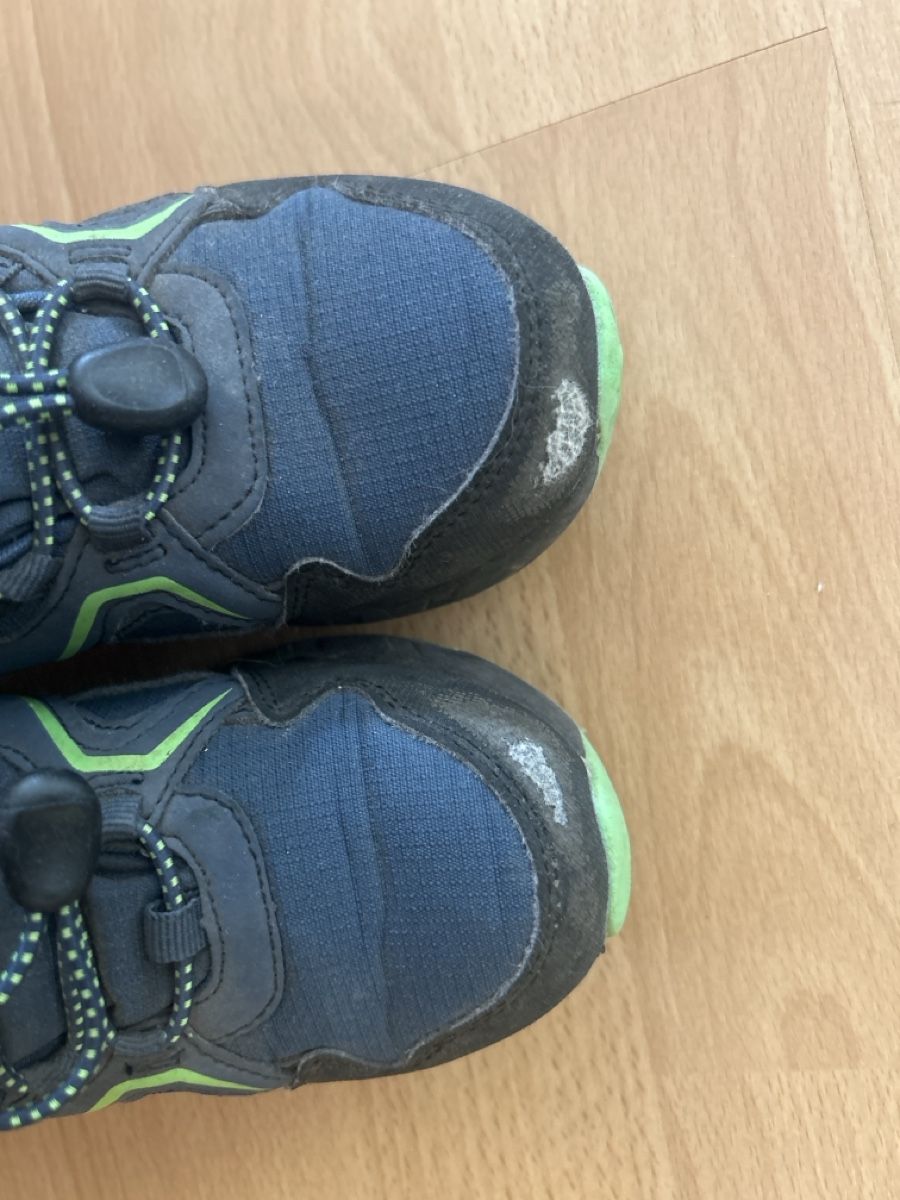 Chaussures garçon: Kinder Wanderschuhe Grösse 28 gebraucht – D'occasion à Herbetswil par rotekatze84 1