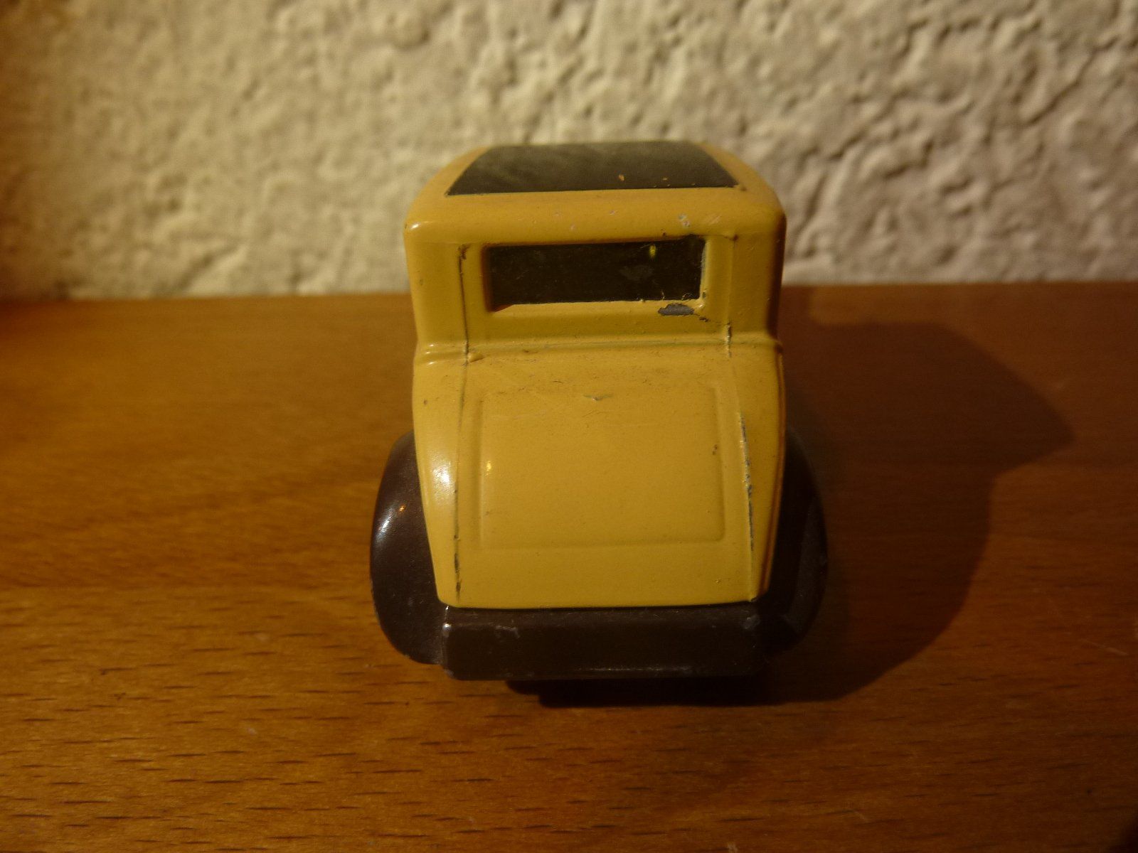 Matchbox Modellini d'auto: Matchbox SuperFast  Model A Ford 1979 – Usato da Hochfelden venduto da swissice 3
