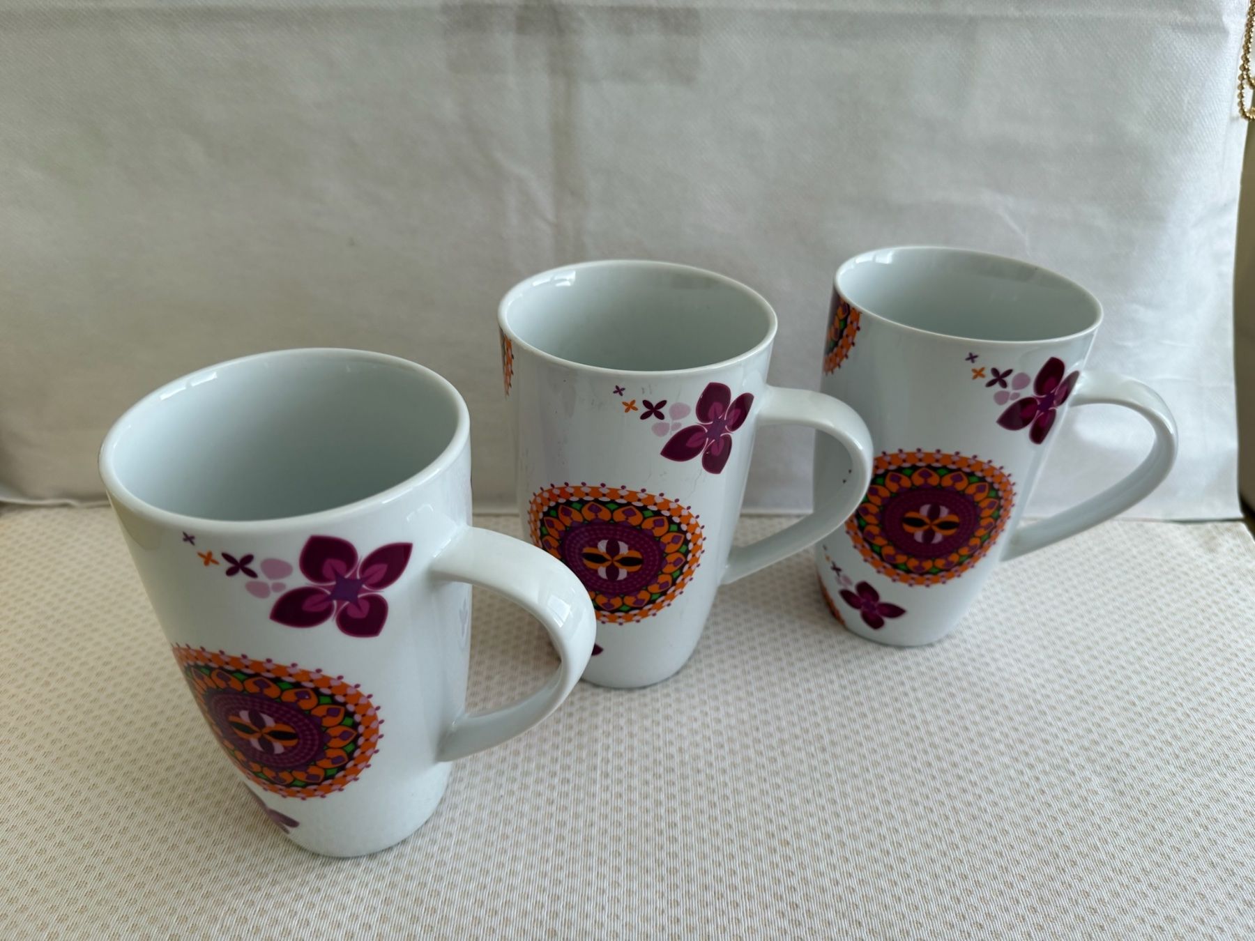 Tasses: Könitz - grandes Mug/Tasses – D'occasion à Sion par accroshoes