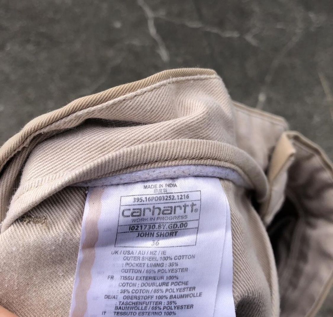 Carhartt Pantaloni: Carhartt Shorts – Usato da Fribourg venduto da ann_l9b7 3