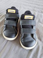 ADIDAS TURNSCHUHE GR. 22