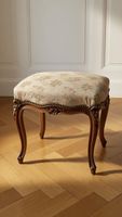 Tabouret ancien de style Louis XV, bois sculpté, tissu fleur