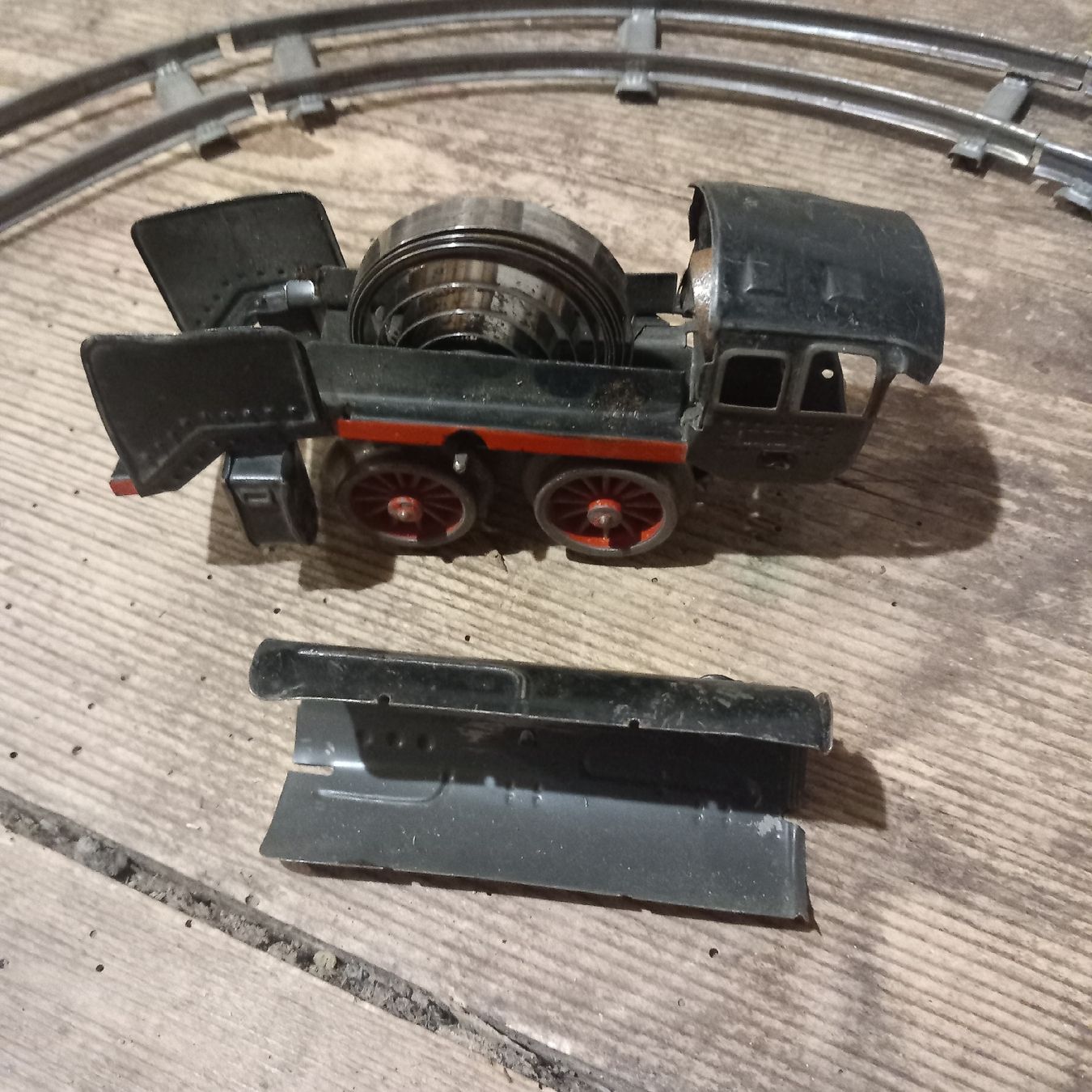 Modellini di ferrovie: Alte Mini Eisenbahn defekt zum Basteln – Difettoso da Ebnat-Kappel venduto da blazzi 2