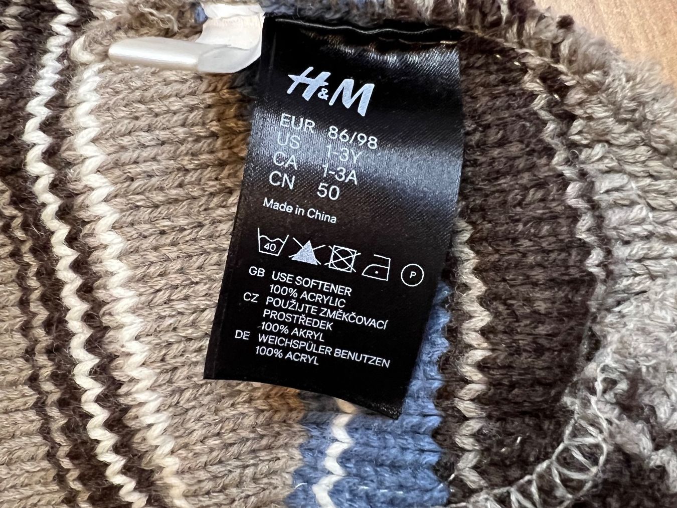 H&M Berretti & Sciarpe: MÜTZE H&M 1-3 JAHRE – Usato da chiasso venduto da Wulli 1