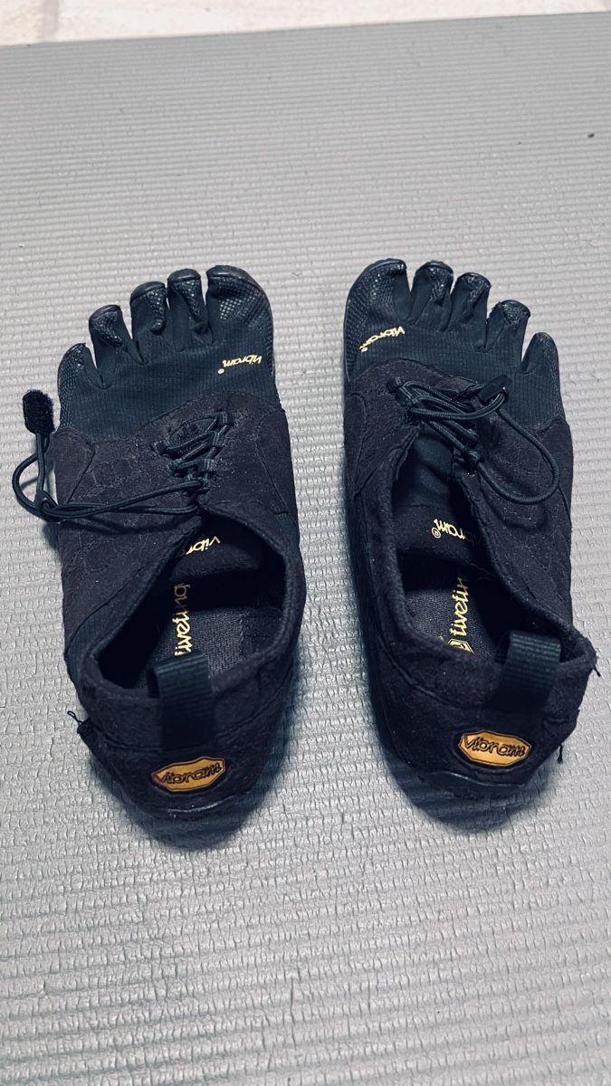 Vibram Chaussures hommes: Vibram FiveFingers Barfussschuhe Grösse 39 – D'occasion à schöftland par polymechaniker 4