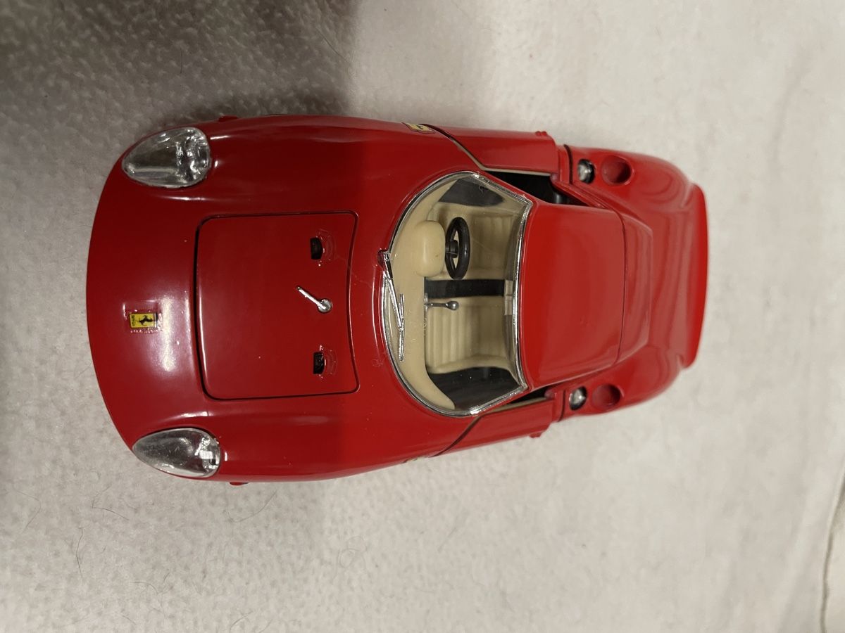 Bburago Voitures modèles: Ferrari 250 Le Mans 1965 – D'occasion à Zuerich par HaYvFoRu 1