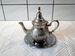 Teekanne, ziseliert, (hand getrieben) Silber - Beschichtung
