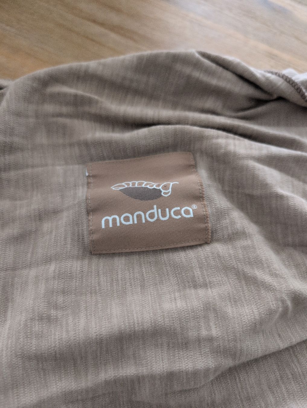 Manduca Marsupi portabebè: Manduca Sling Tragetuch – Nuovo (secondo la descrizione) da Küssnacht am Rigi venduto da eli_qx2w 1