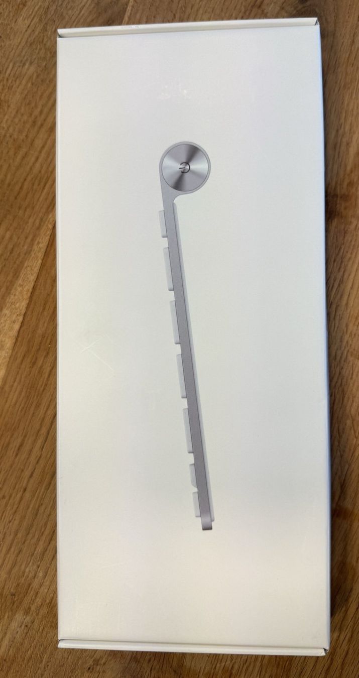 Tastiere: Apple Wireless Keyboard A1314 + Magic Mouse A1296, DE, OVP – Usato da Zetzwil venduto da gent1974 4