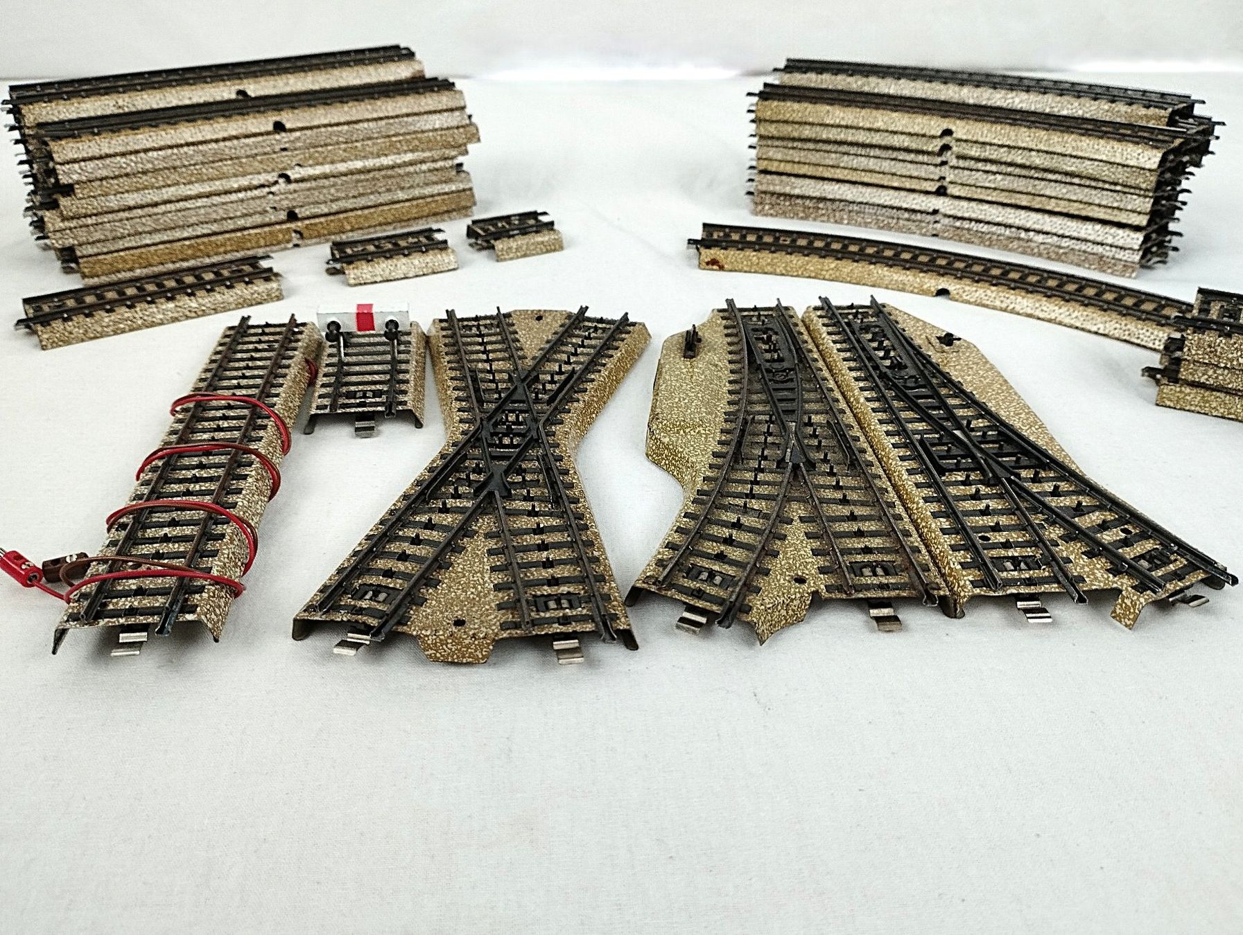 Märklin Modelleisenbahnen: MÄRKLIN H0 Geleise-Set – Gebraucht aus Schübelbach von Restwert_Schubelbach 3