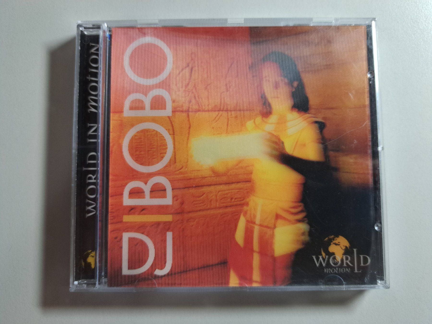 CD: DJ BOBO - World in Motion – Usato da Wichtrach venduto da LuckyLuke69