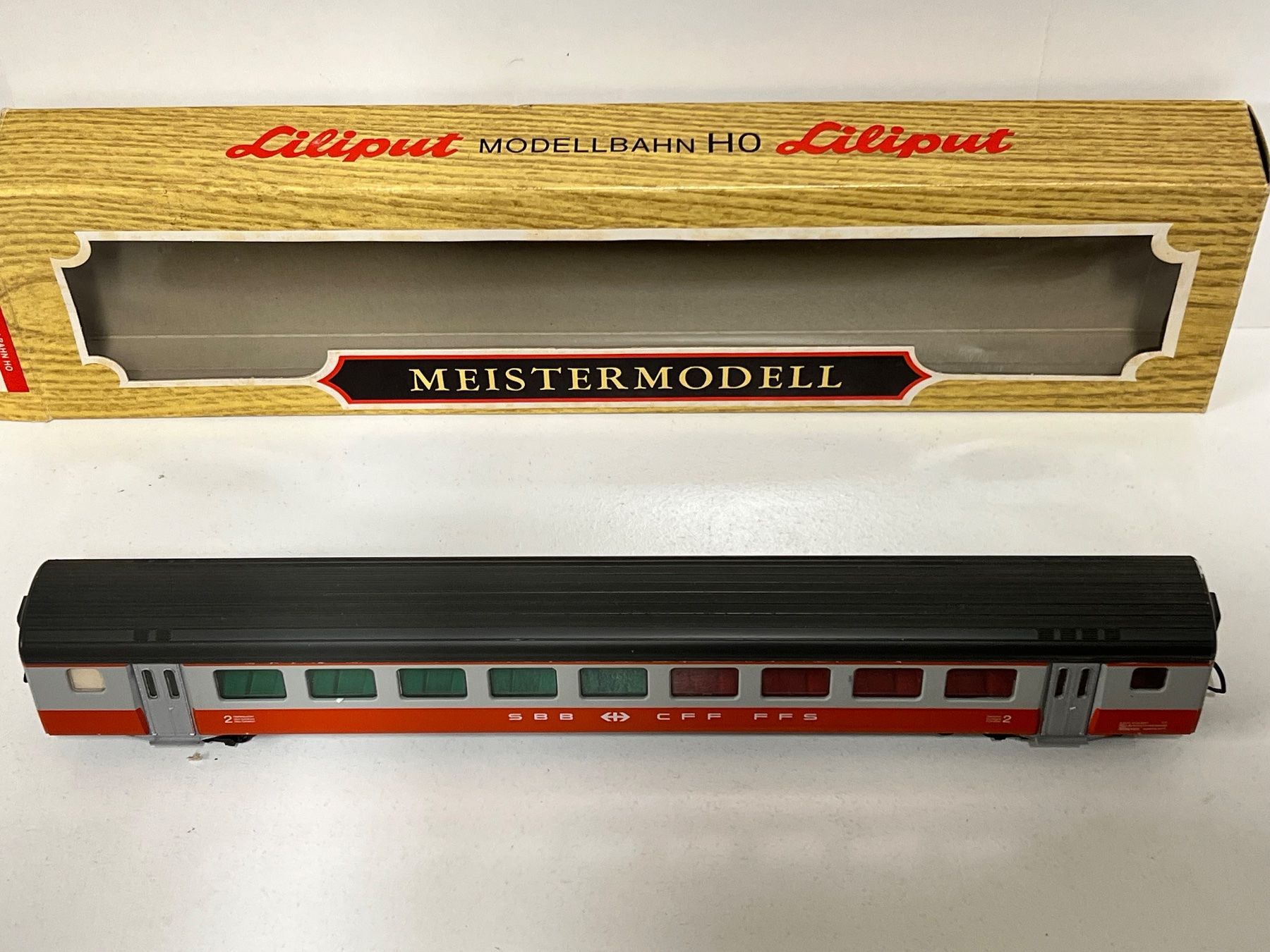 Liliput Modellini di ferrovie: Liliput SWISS EXPRESS  SBB  2.Kl.    H0 DC – Usato da Geroldswil venduto da TopTrain54 5