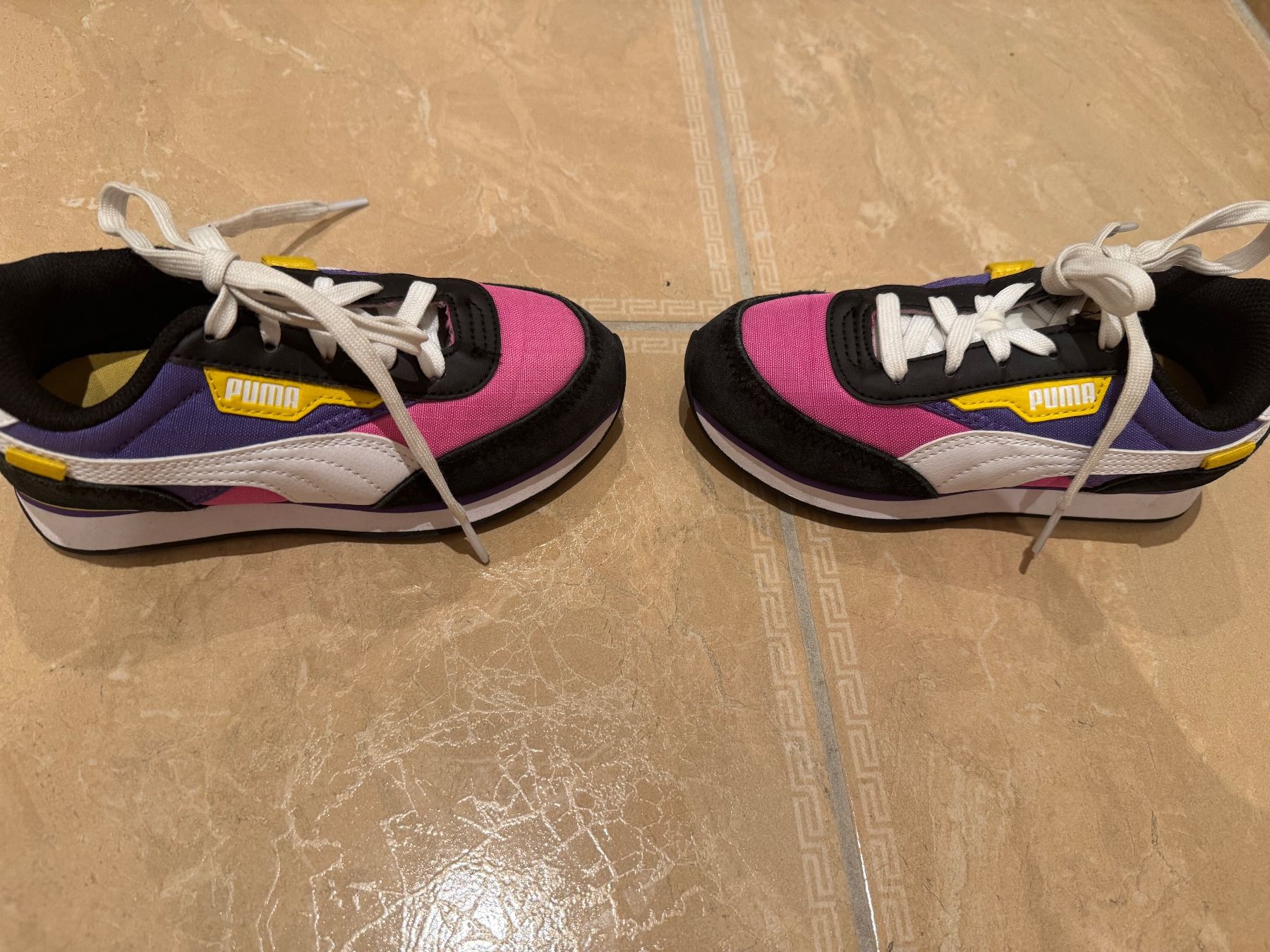 Puma Scarpe per ragazze: Puma coole Sneakers, 31 – Usato da Klingnau venduto da Markus14