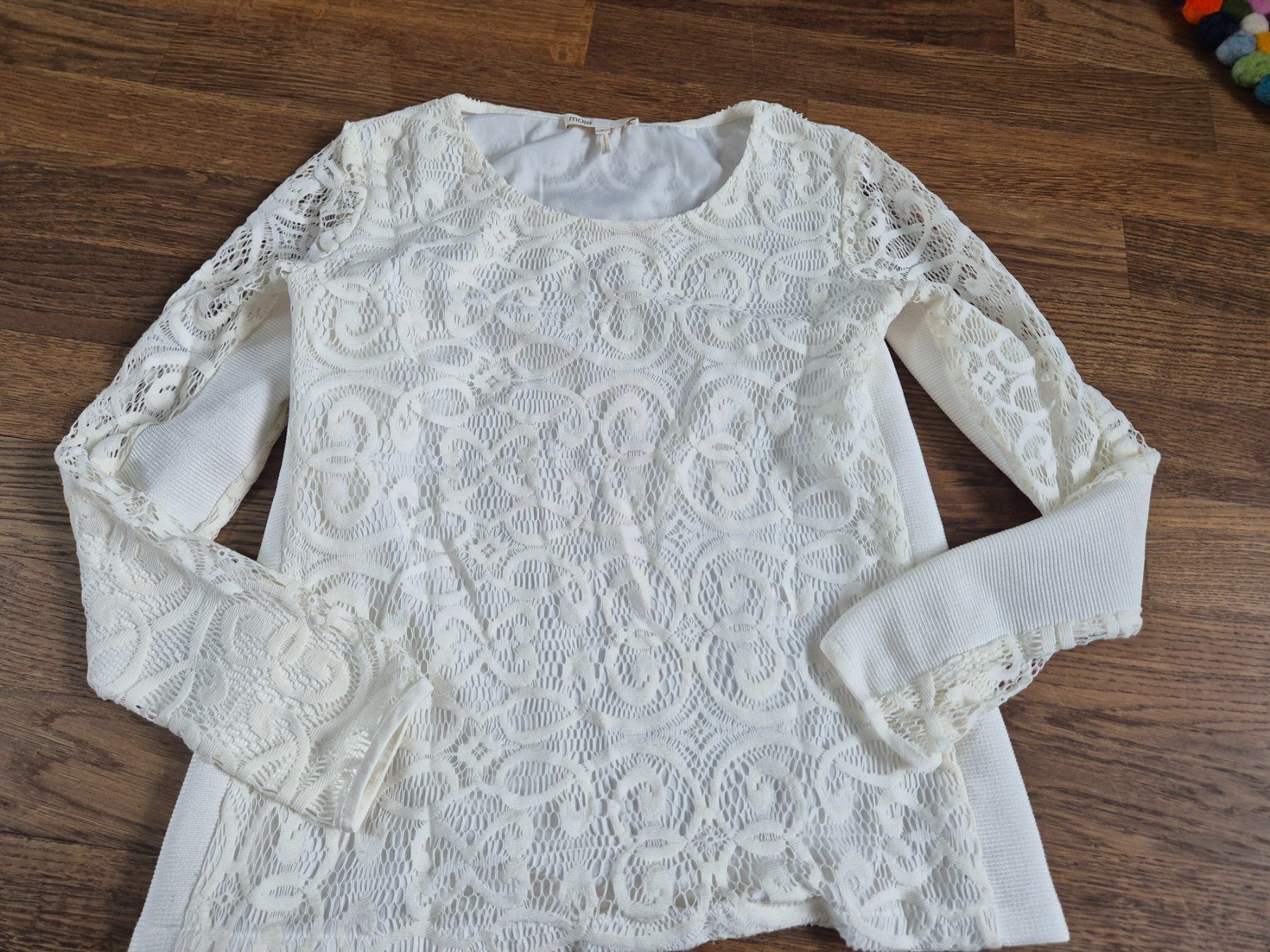 Maje Tops: Maje white lace top size 2 – Gebraucht aus Zürich von monadiederich