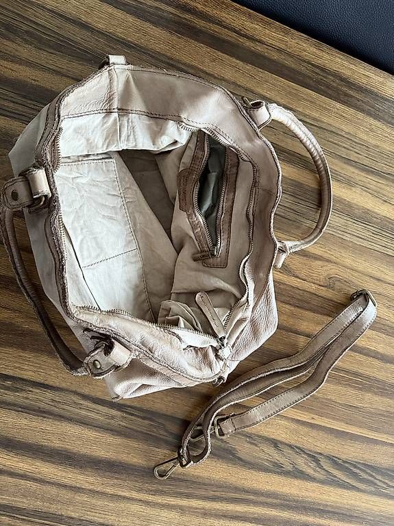 Borse da donna: Vintage Ledertasche beige – Usato da Stäfa venduto da Power34 2