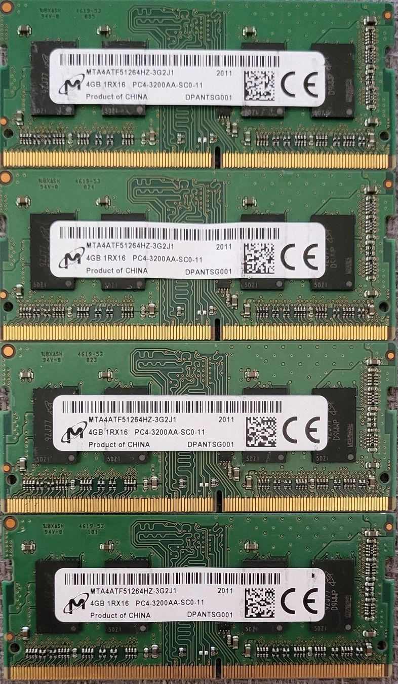 Memory / RAM: 4x RAM Module MTA4ATF51264HZ-3G2J1 4GB PC4-3200AA – Gebraucht aus Zürich von Gulbi1919