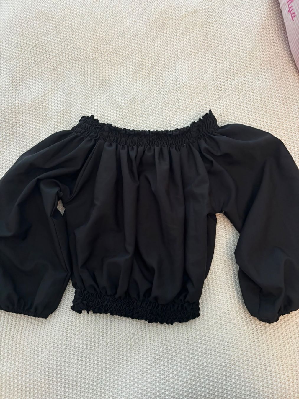 Top: Schwarzes Crop-Top. Woman. – Usato da Eglisau venduto da Marc_J.