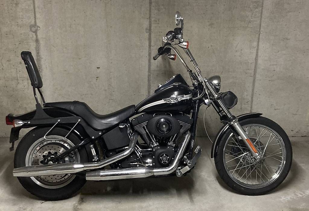 Harley-Davidson Chopper: HARLEY-DAVIDSON FXSTB 1450 Softail Night Train 100th Anniv. – Gebraucht aus Otelfingen von TAZ8113