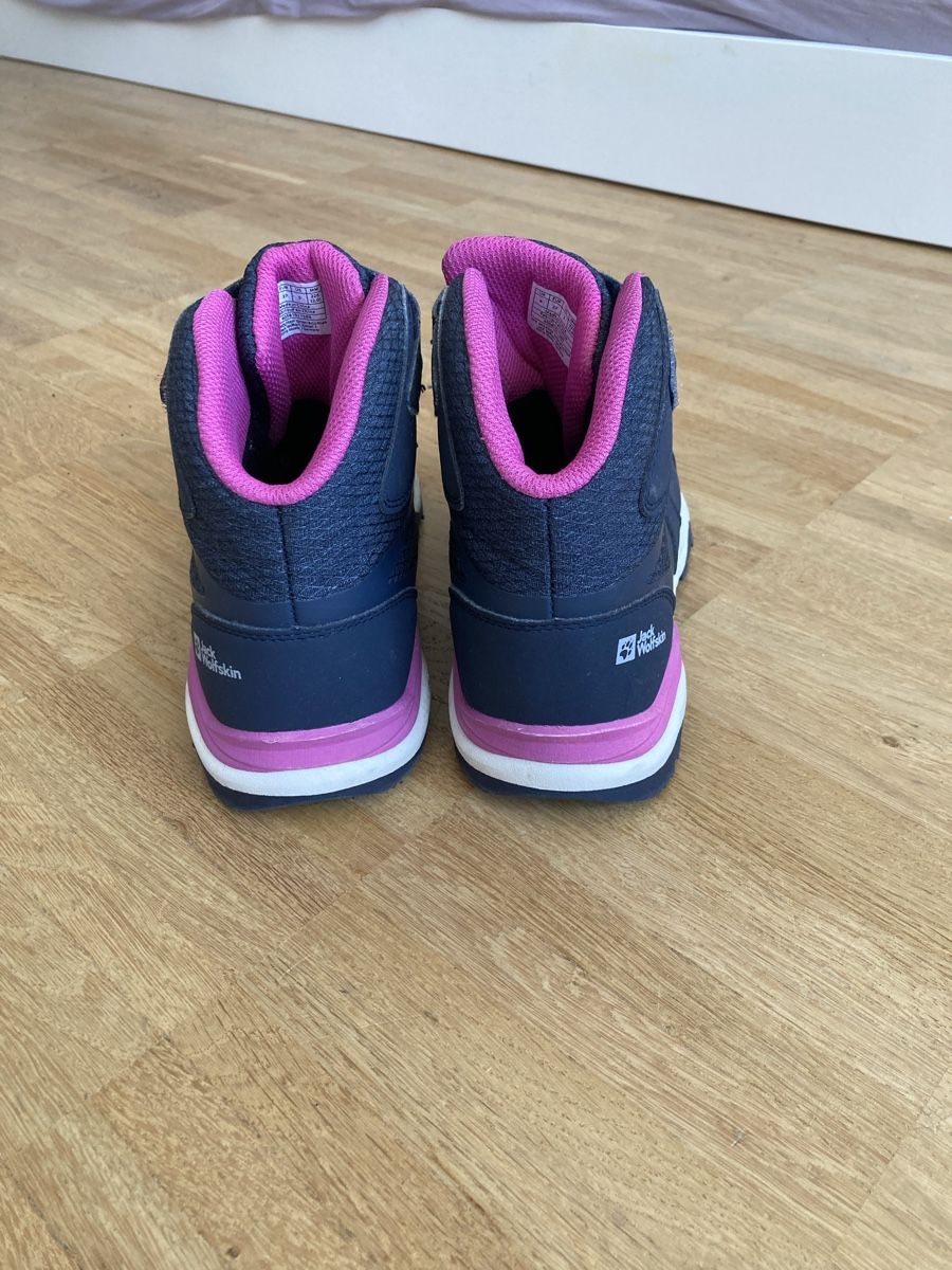 Jack Wolfskin Scarpe per ragazze: Wanderschuhe von Jack Wolfskin Grösse 37 – Usato da Zürich venduto da Retrogirl 2