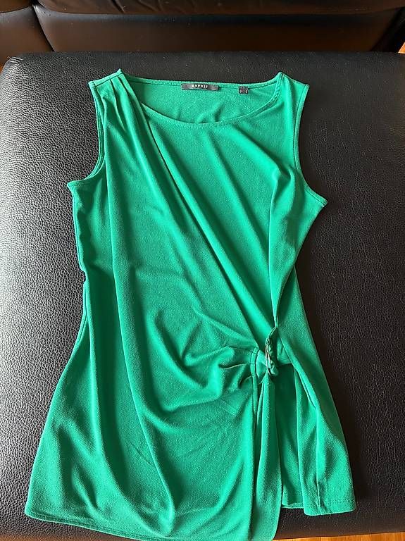 Kleiderpakete: Sommerblusen und Tops – Gebraucht aus Zürich von dor_596h 4
