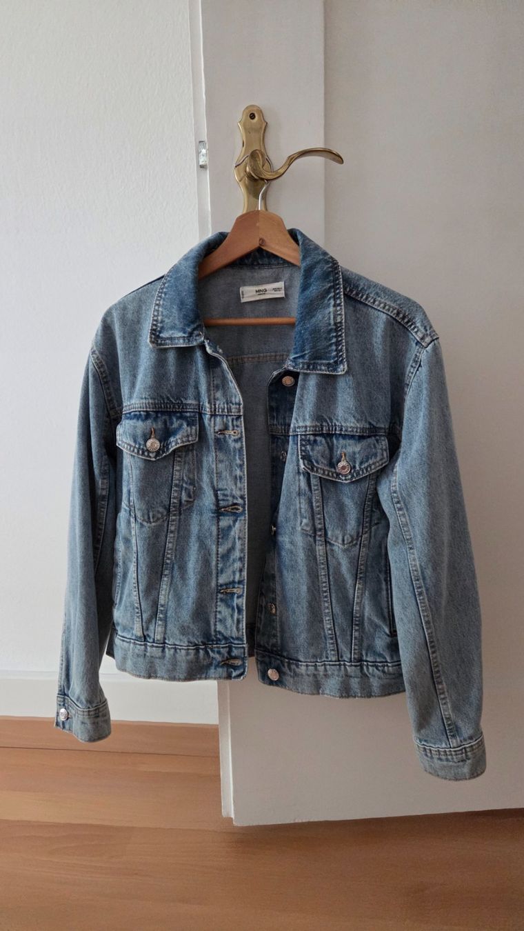 Mango Giacche: Jeansjacke von Mango – Nuovo (secondo la descrizione) da Bern venduto da noelle21
