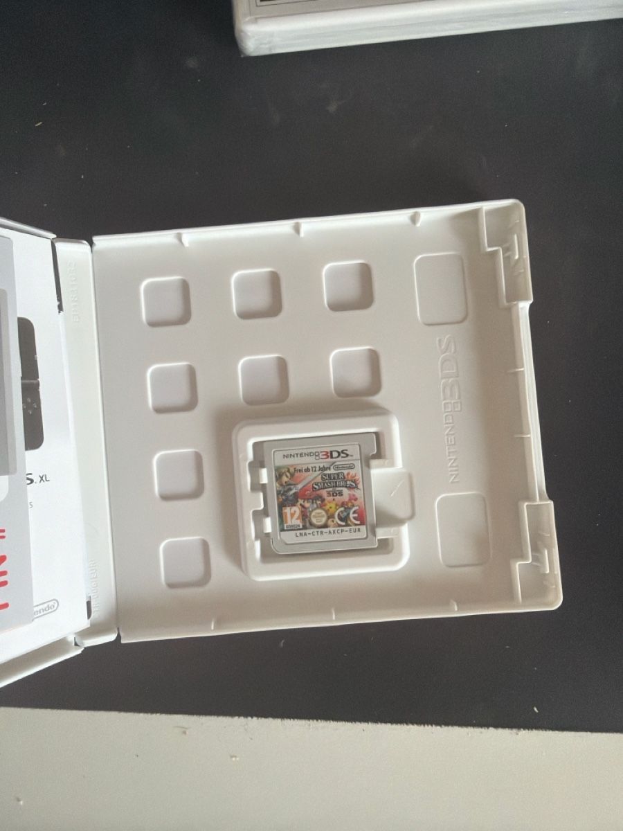 Giochi: Nintendo 3Ds Spiel | Super Smash Bros 3Ds – Nuovo (secondo la descrizione) da Uezwil venduto da cedi_2000 1