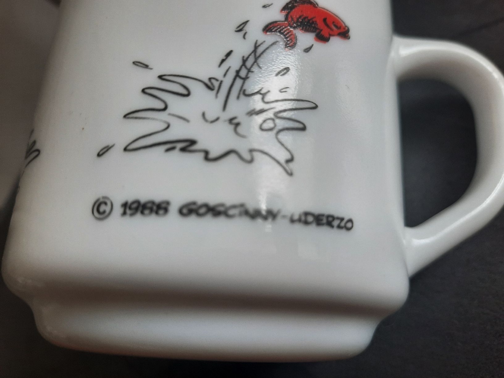 Tasses: 4 TASSES "ASTÉRIX " – D'occasion à Le Locle par marylise01 2