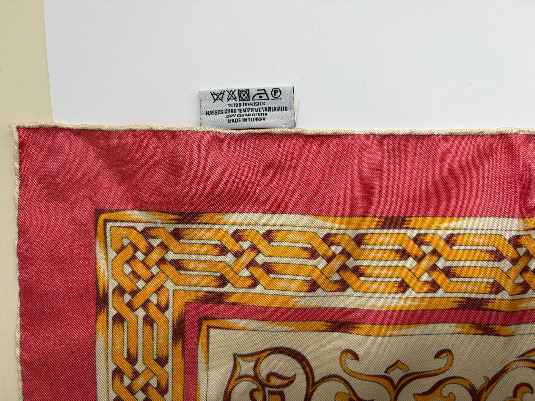 Foulards, Tücher & Schals: VAKKO Silk Scarf 90x90 – Gebraucht aus Winterthur von mapehape 3