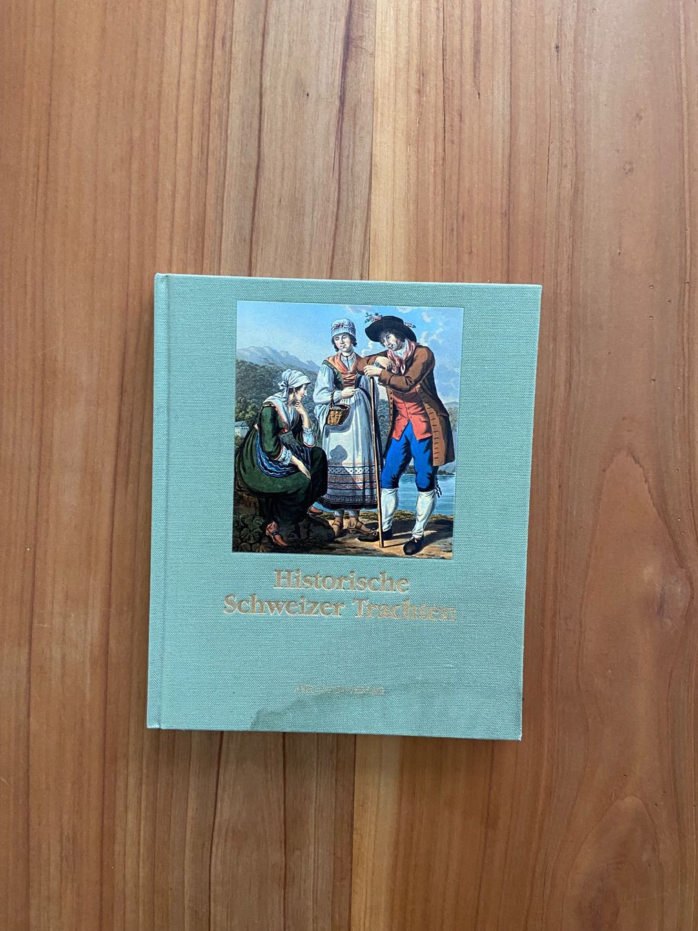 Bücher: Historische Schweizer Trachten, "FÜR UNS" Verlag – Gebraucht aus Wilderswil von leh_9hxp