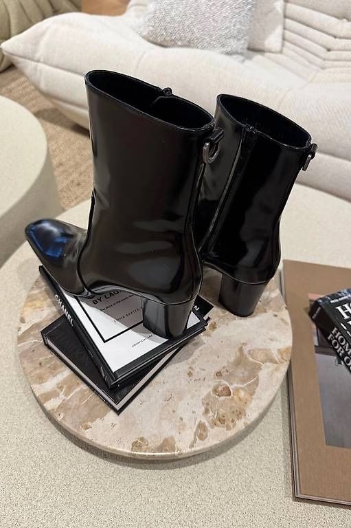 Saint Laurent Scarpe da donna: SAINT LAURENT STIEFEL – Nuovo (secondo la descrizione) da Schwyz venduto da bofb 7