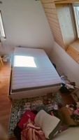 Bett mit Bettkasten und Matratze ca. 140x200cm