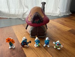 Schlumpf Pilzhaus mit 5 Spielfiguren