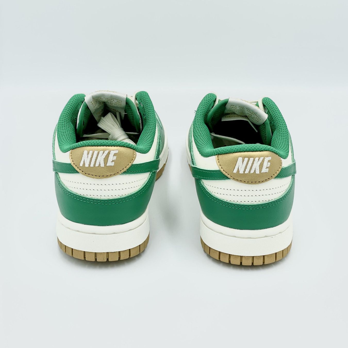 Nike Scarpe da donna: Nike Dunk Low Malachite University Gold EU 40 – Nuovo e nell'imballaggio originale da Erlinsbach venduto da sasneakers 5