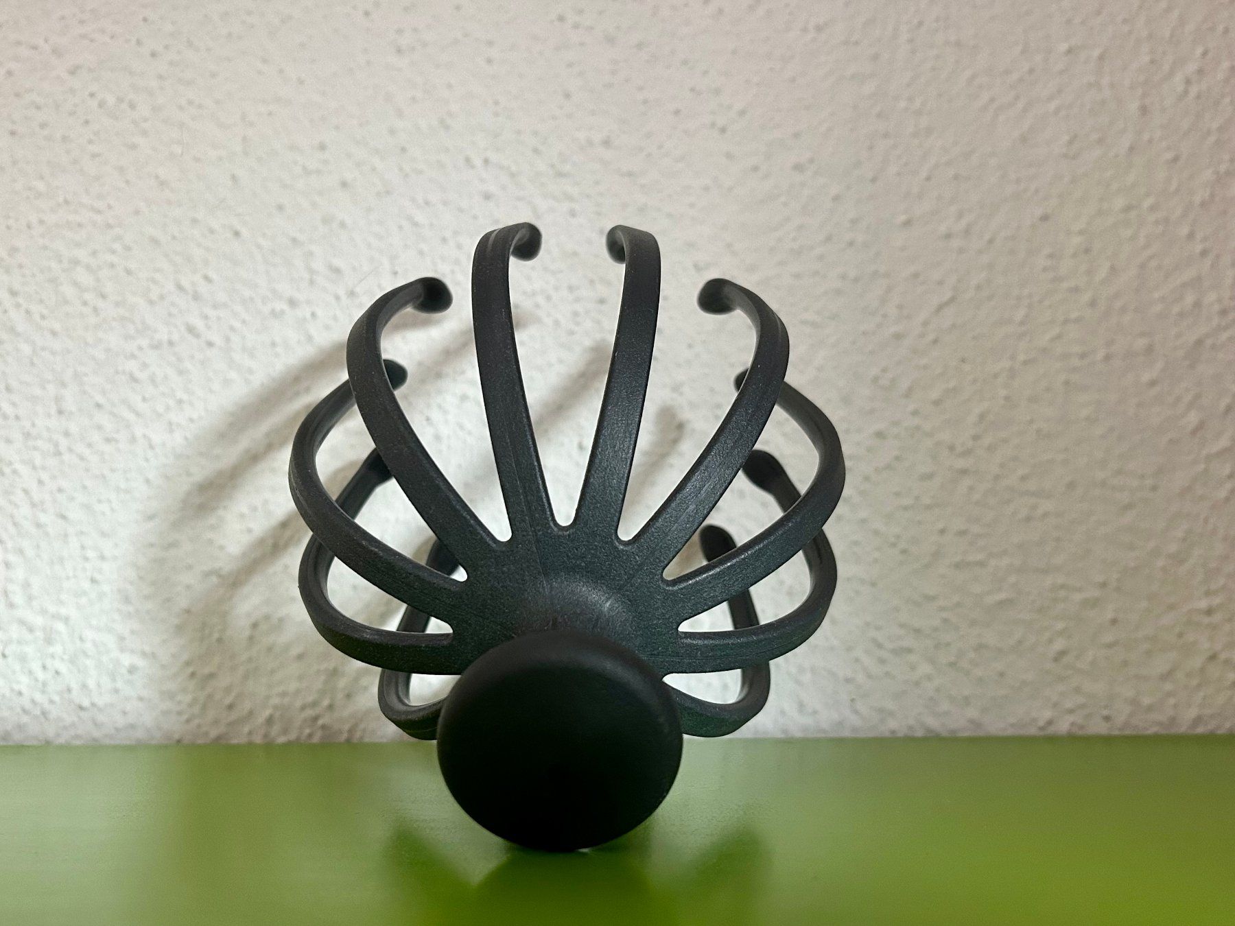 Dispositivi per massaggi: kopfmassagegerät – Usato da Dietlikon venduto da Mankai 1