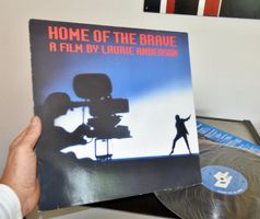 Laurie Anderson – Home Of The Brave 1986 m/OIS VG+/VG+