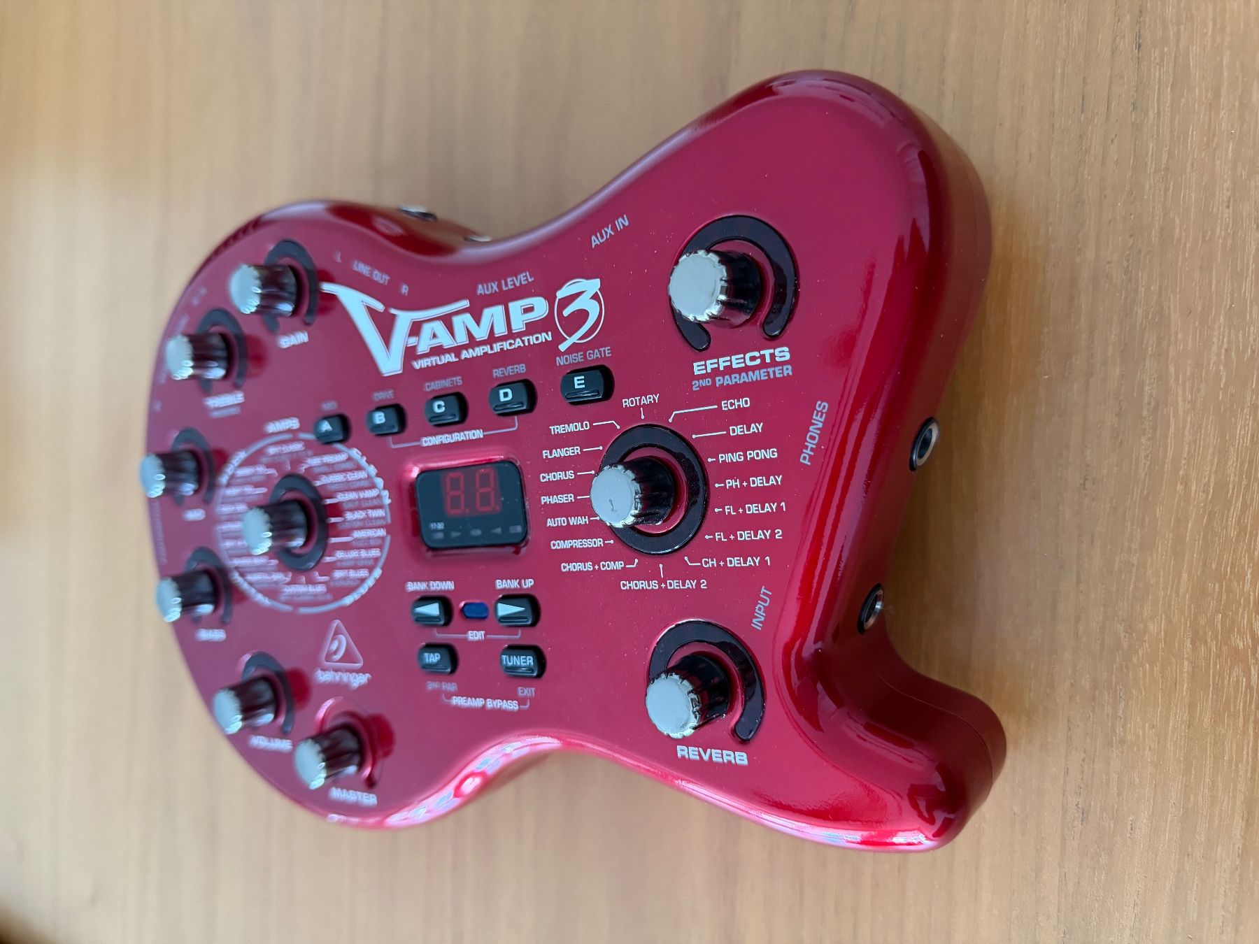 Behringer Musikinstrumente: Behringer V-Amp 3 Virtual Amplification mit Netzteil – Gebraucht aus Reinach AG von Goegues 5