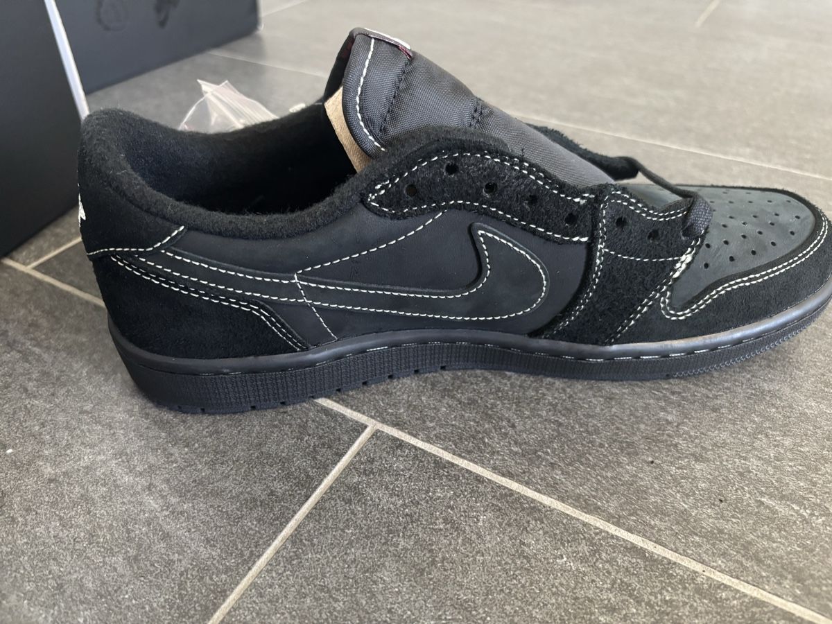 Nike Scarpe da uomo: Jordan 1 Retro Low OG SP Travis Scott Black Phantom – Nuovo e nell'imballaggio originale da Ins venduto da sel_6vqj 1