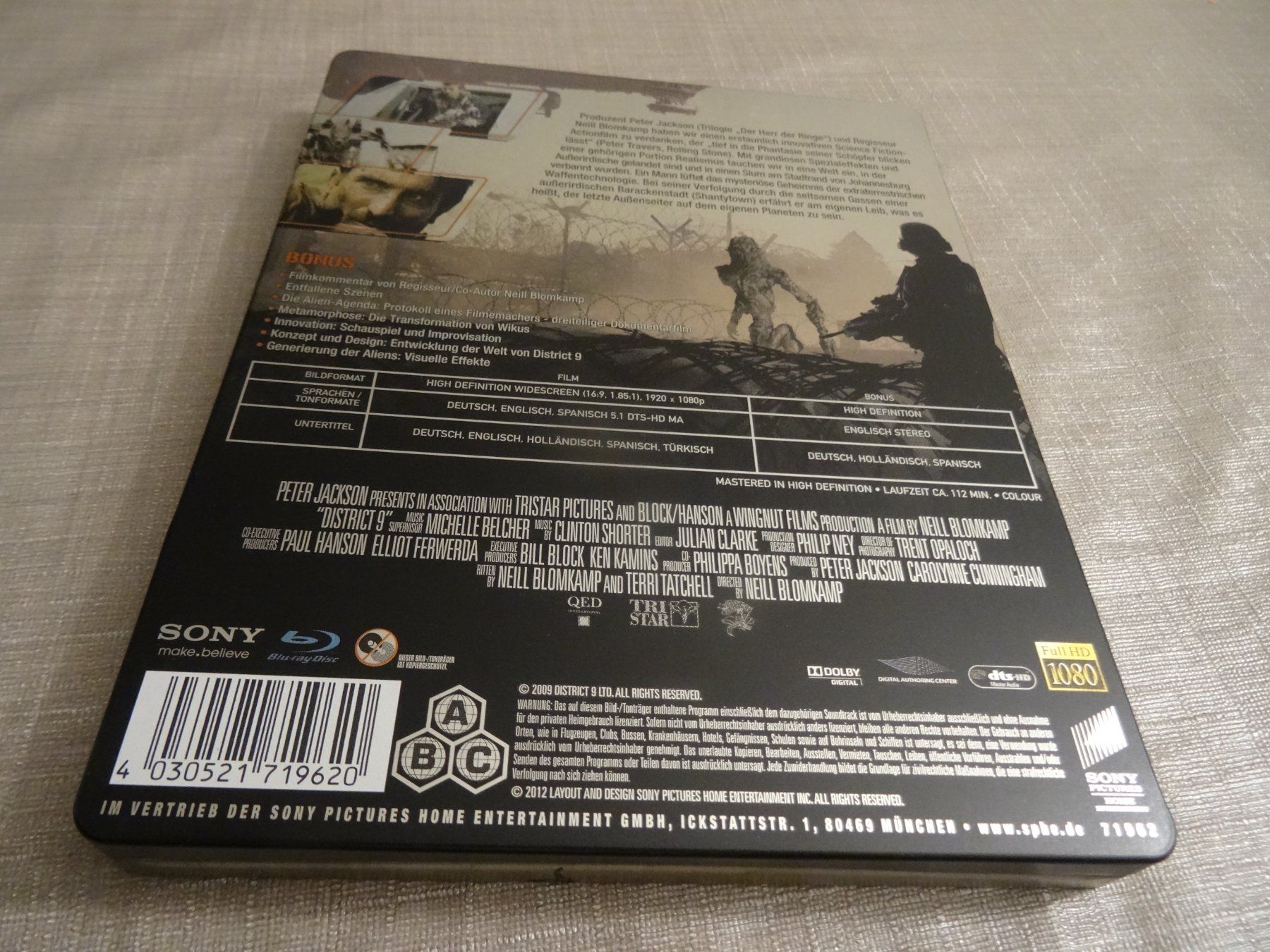 Tutti i DVDs: District 9 STEELBOOK BLU-RAY – Usato da Olten venduto da Disc-Verkauf 2