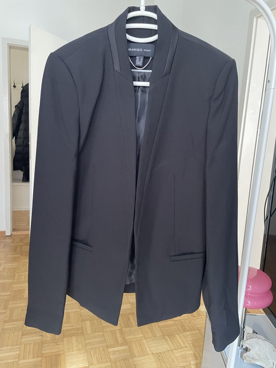 Mango Giacche: Mango Blazer Jacke, Schwarz, Grösse S, neuwertig – Usato da Zürich venduto da Carlajimena 2