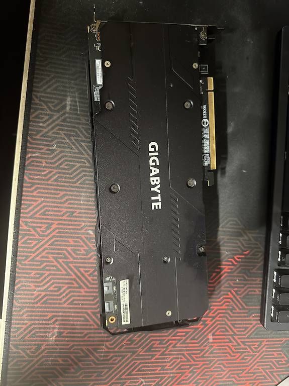 Schede grafiche: Gigabyte GeForce RTX 2070 WINDFORCE 3X 8G – Usato da Unterengstringen venduto da Pointer001 1