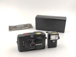 Olympus XA2 mit Blitz A11 und Etui schwarz, Top Zustand