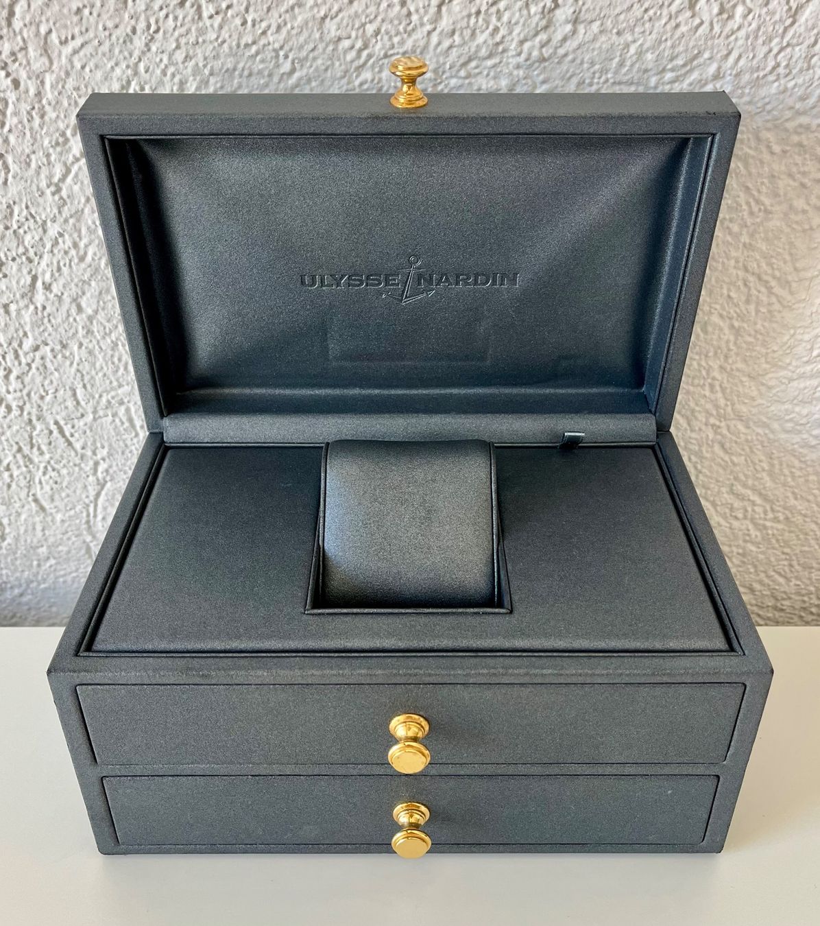 Ulysse Nardin Boîtes de montres: Boîte / écrin Ulysse Nardin – Neuf (Voir description) à Genève par Lalili
