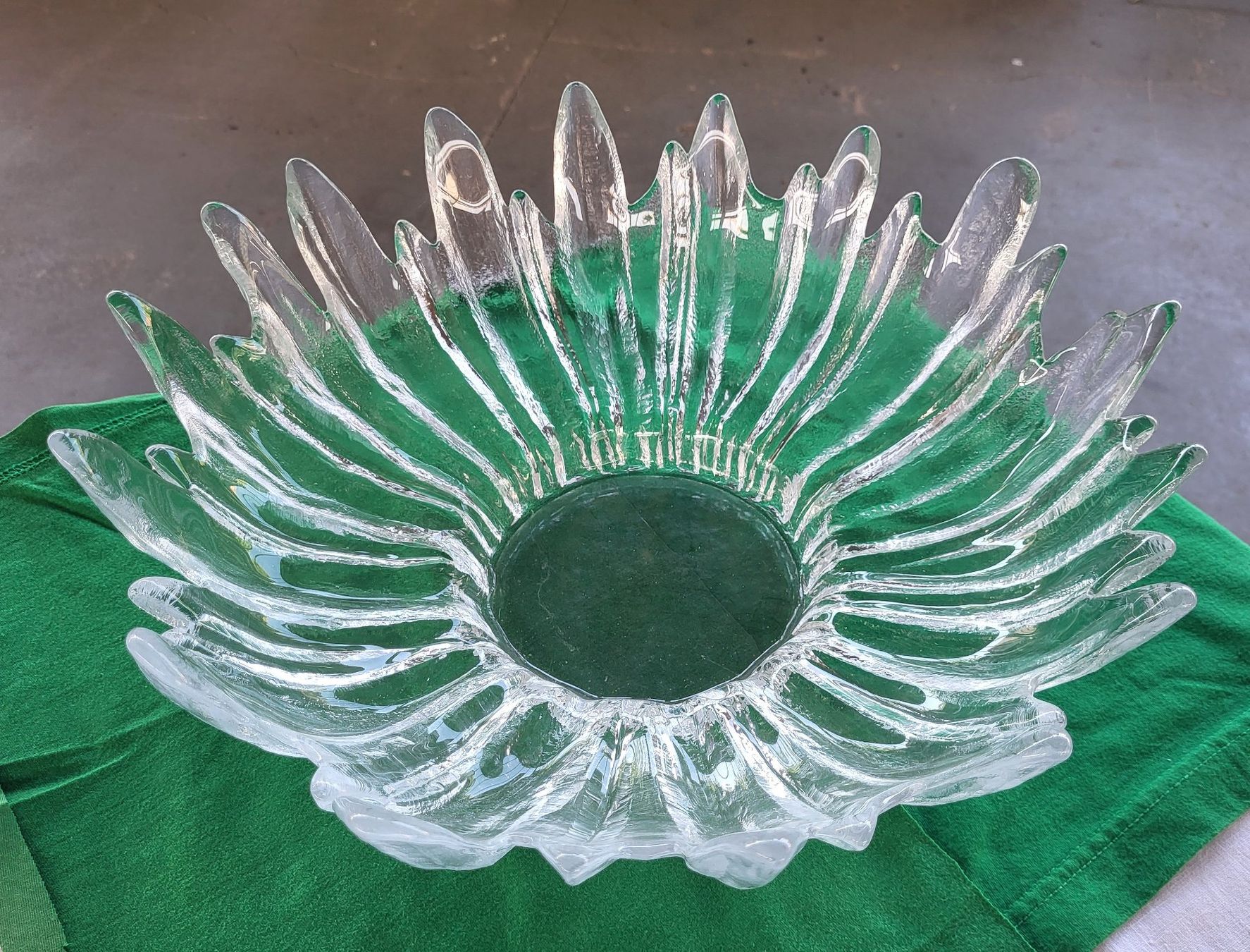 Ciotole: Pukeberg Glasschale – Nuovo (secondo la descrizione) da Diessenhofen venduto da Osio