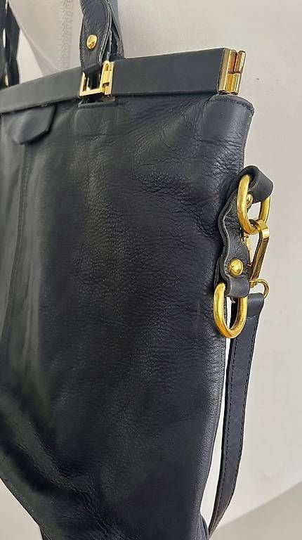 Borse da donna: Tasche Leder dunkelblau – Usato da Volketswil venduto da oli_l2zq 3