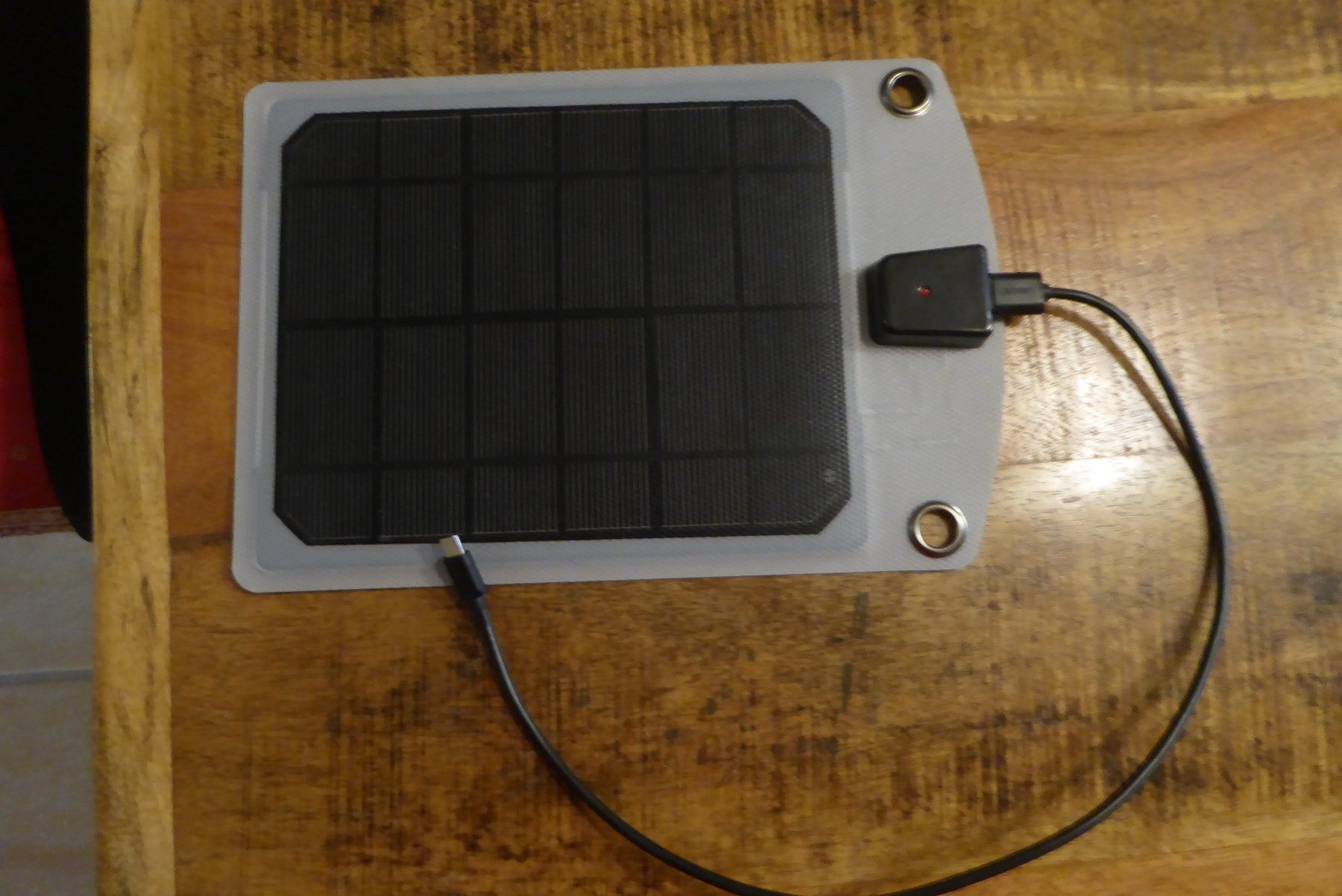 Dispositivi a energia solare: Solar Panel – Usato da Sargans venduto da Benziner