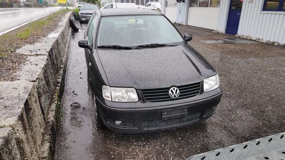 VW Polo 1.4 - schwarz - Jhg 2000 - 3-türig - MFK 06.2023