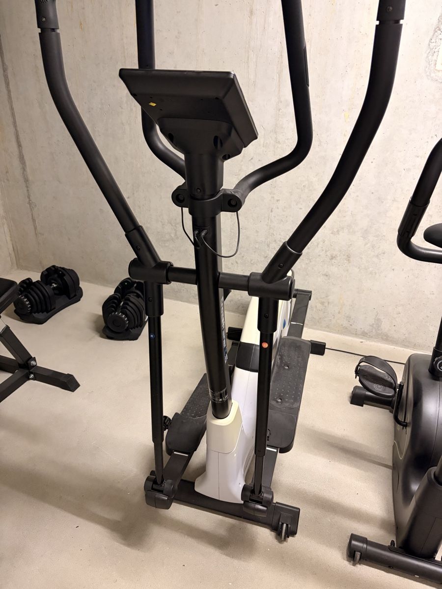 Hometrainer: Crane Crosstrainer C.15 – Usato da Rümikon AG venduto da kub_mw9b 1