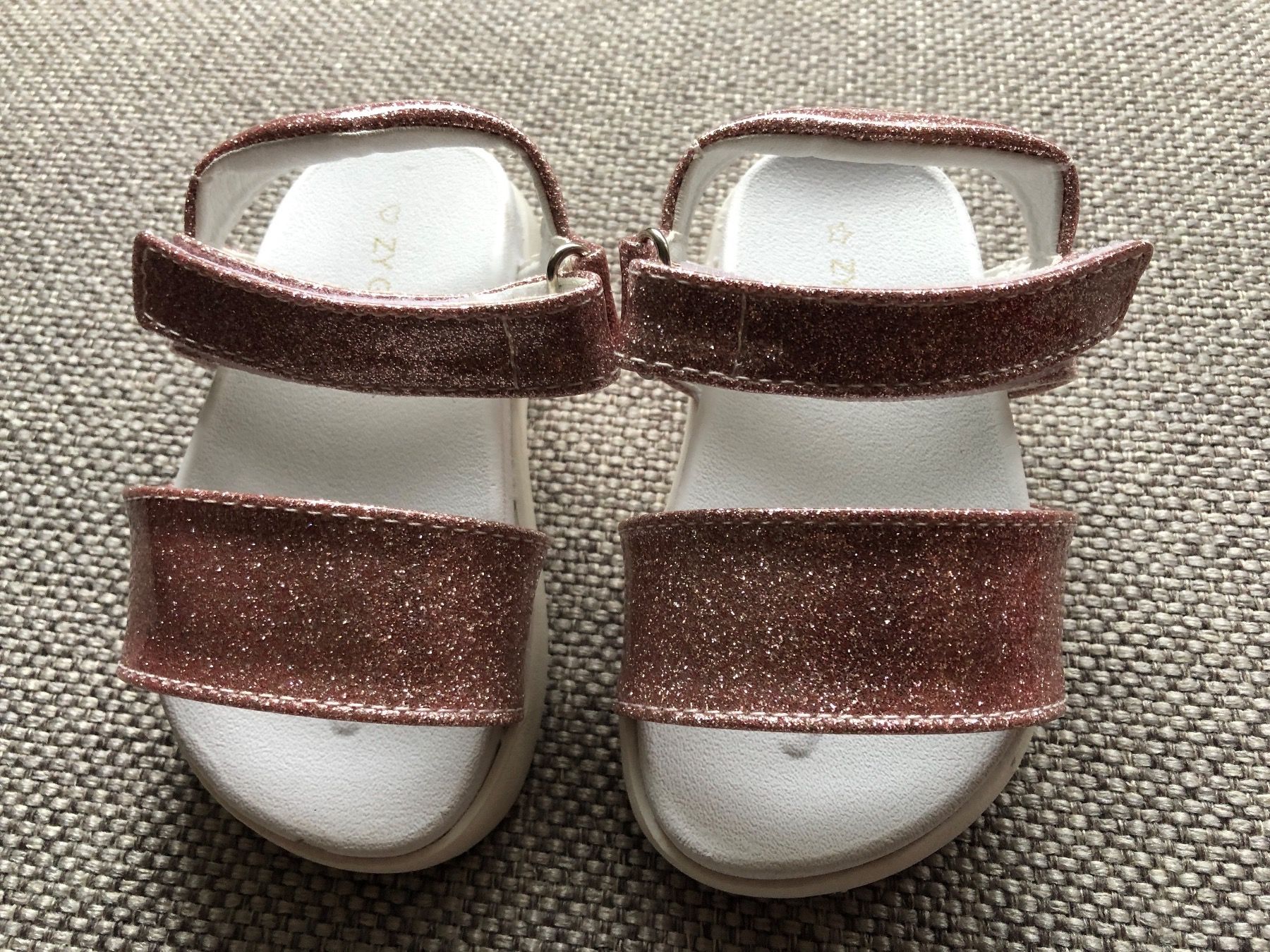 Scarpe per ragazzi: Baby party sandals 20 – Nuovo (secondo la descrizione) da Brugg AG venduto da Magna3 3