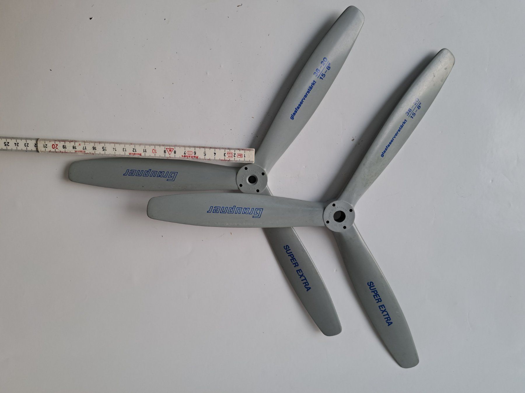 Graupner Modellismo RC: Propeller/hélice Graupner Super Extra – Usato da Dachsen venduto da nomis68