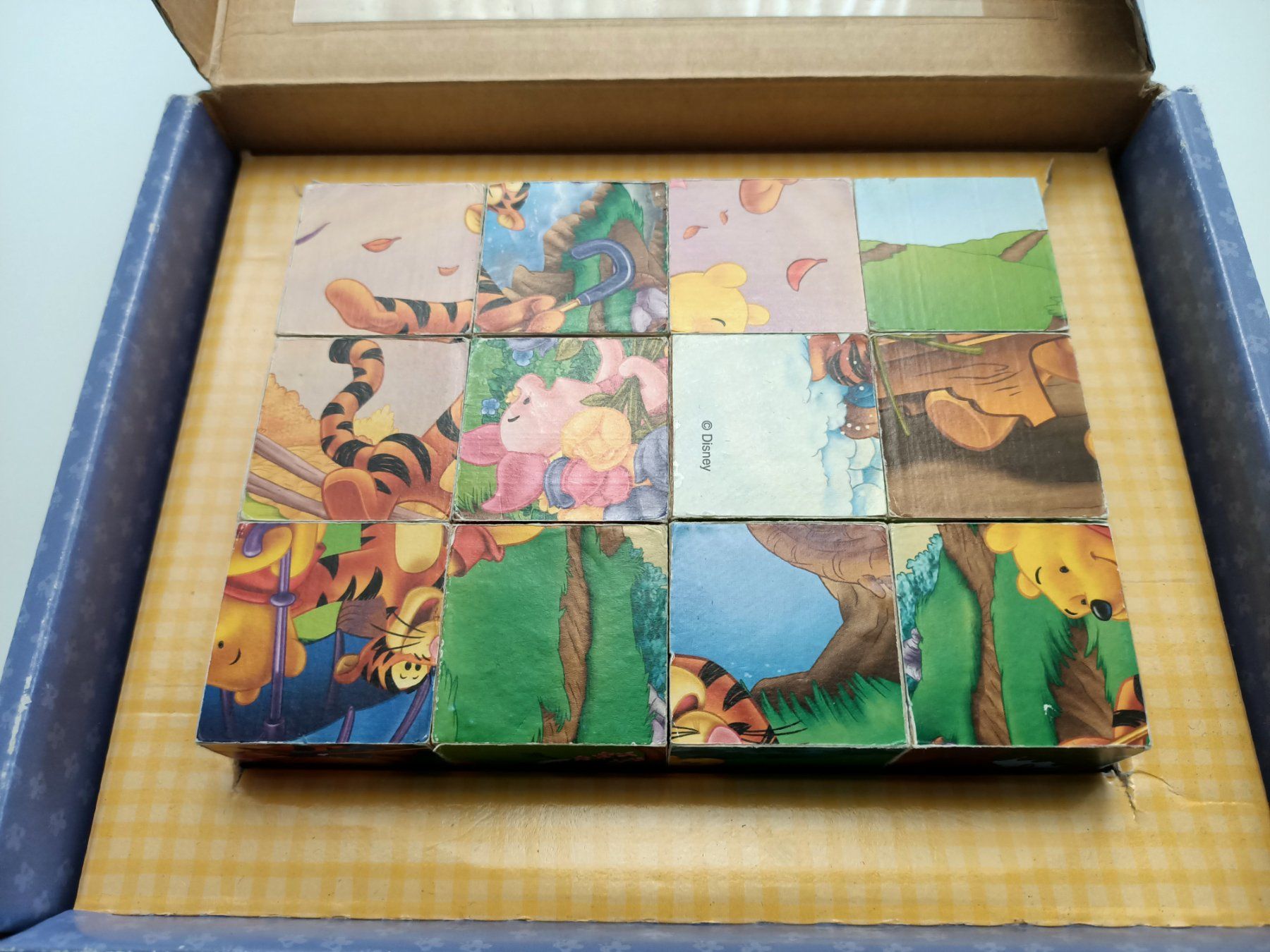 Disney Puzzles: Disney Würfel Puzzle – Gebraucht aus Kirchberg BE von Swoosh 1